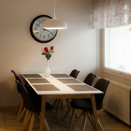 아파트 City-pekka 로바니에미